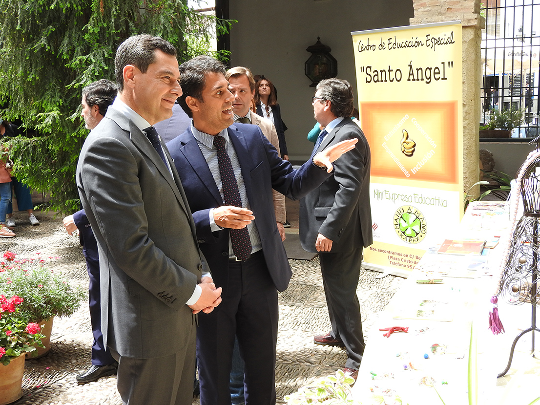 juan_maria_moreno_visita_viana.jpg